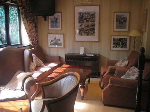 Wild Boar Hotel بيستون المظهر الخارجي الصورة